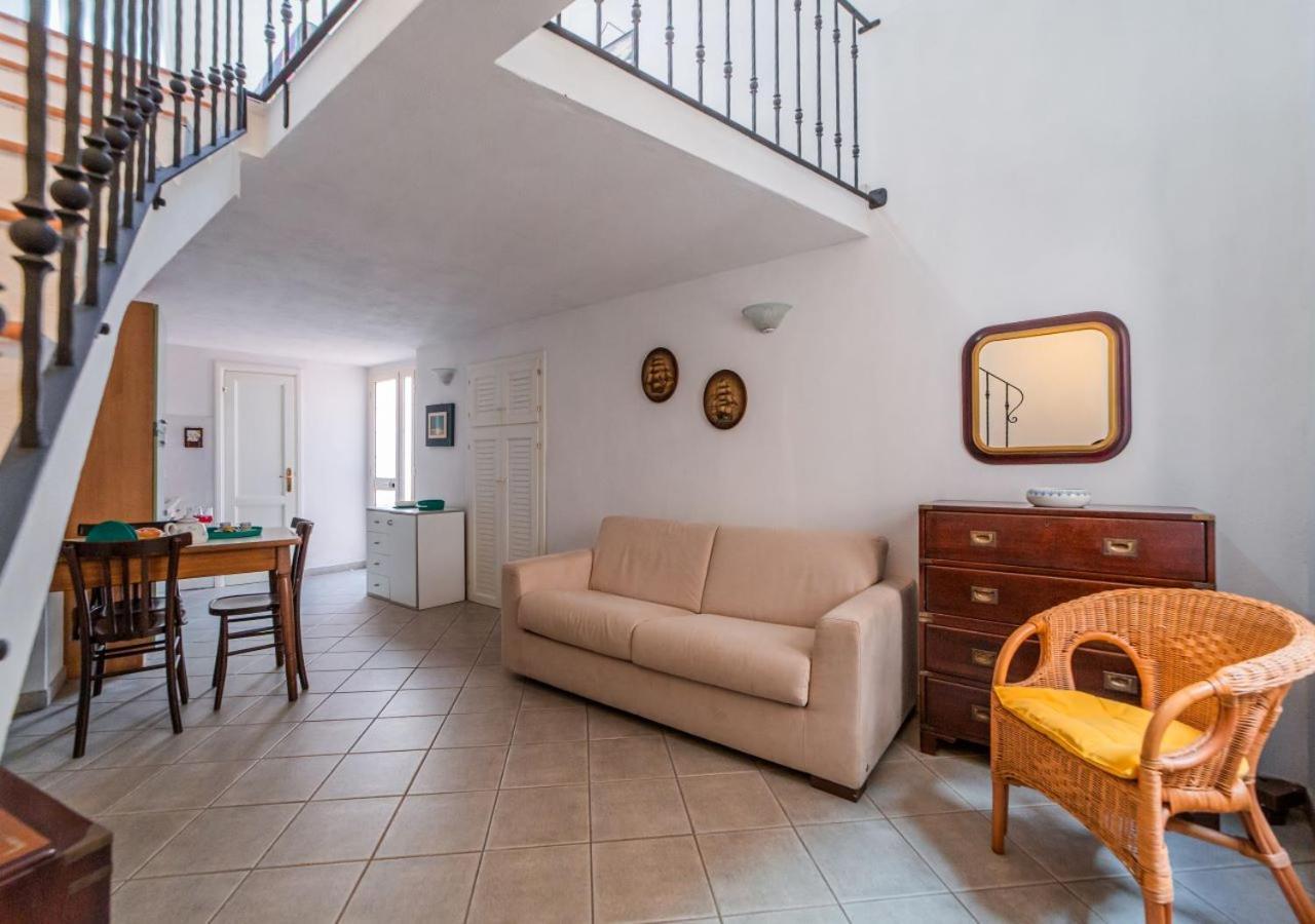 Murphy Holiday Home - Casa Papini La Maddalena  Exterior photo